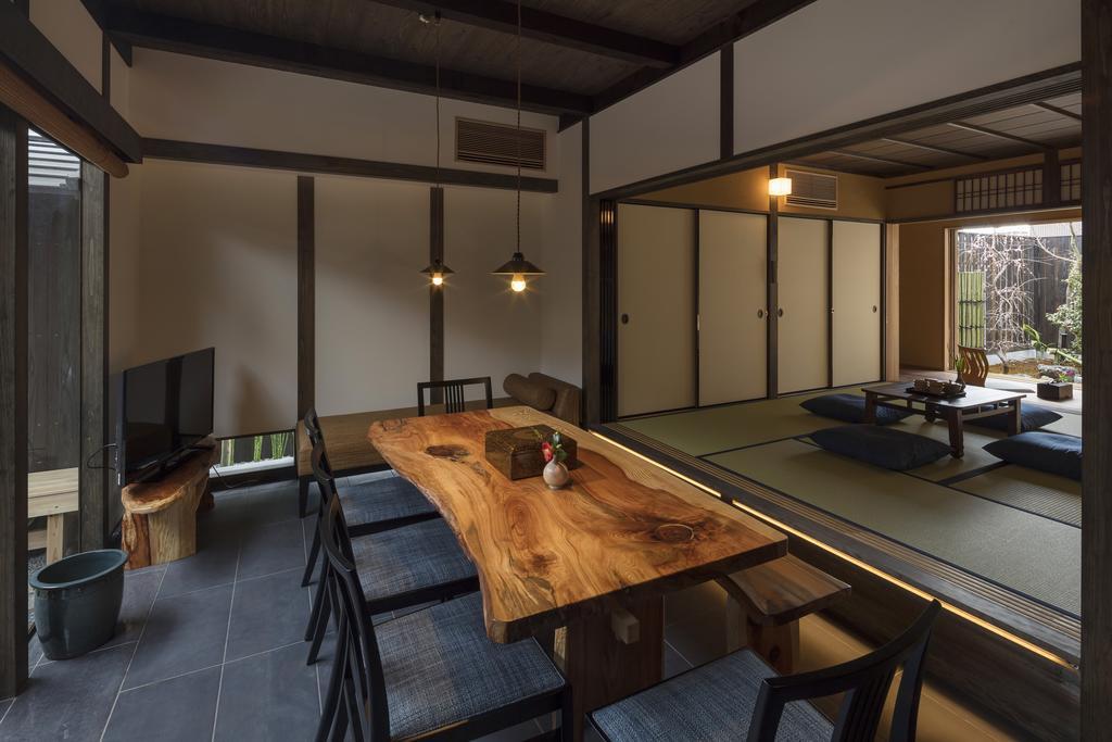 Вилла Yoitsubaki Machiya House Киото Экстерьер фото